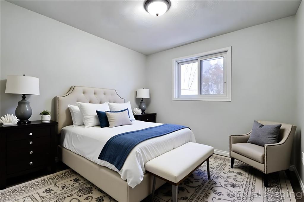 103 Vine Street S, St. Catharines, ON - Indoor Photo Showing Bedroom