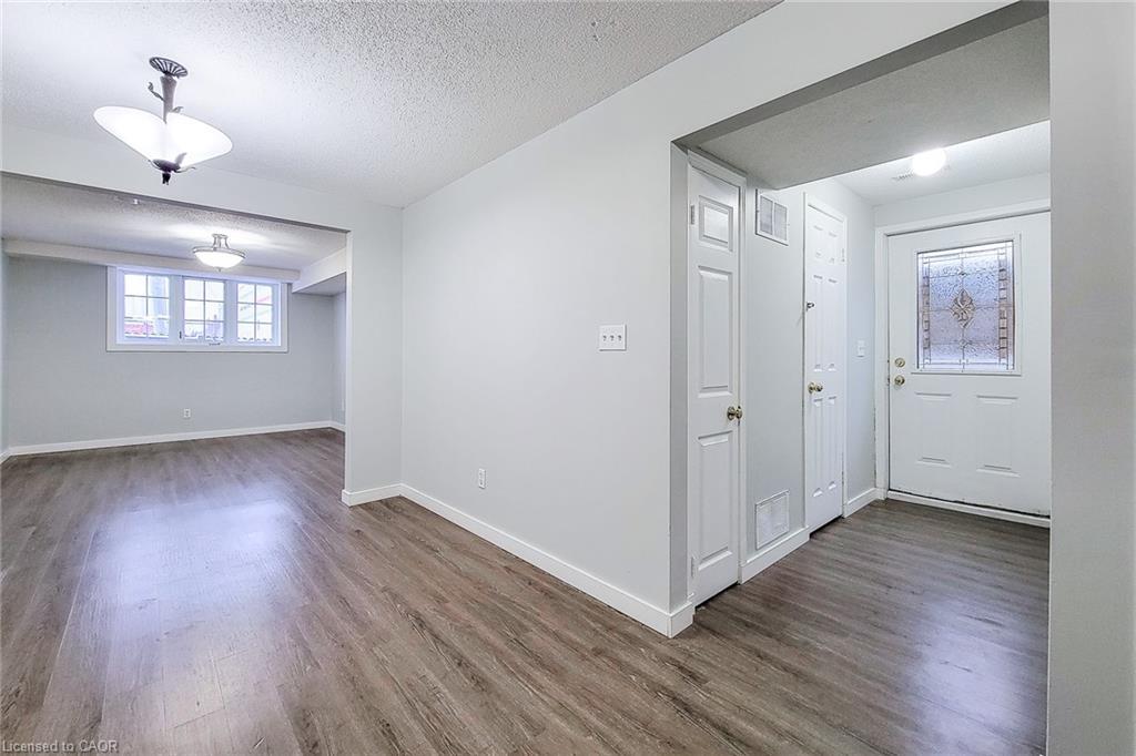 103 Vine Street S, St. Catharines, ON - Indoor Photo Showing Other Room