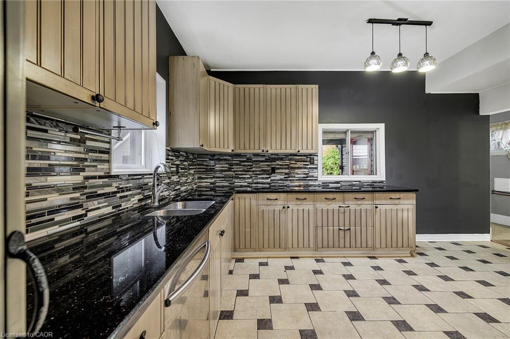 174 William Street, Brantford, ON - Indoor Photo Showing Kitchen With Double Sink