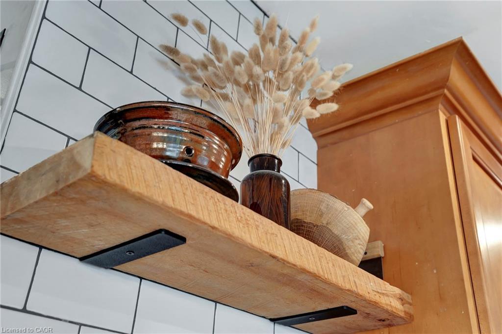 8 Grenoble Road, Hamilton, ON - Indoor With Fireplace