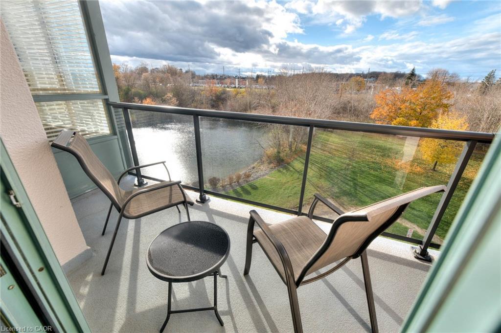 413-30 Blue Springs Drive, Waterloo, ON - Outdoor With Balcony With Exterior
