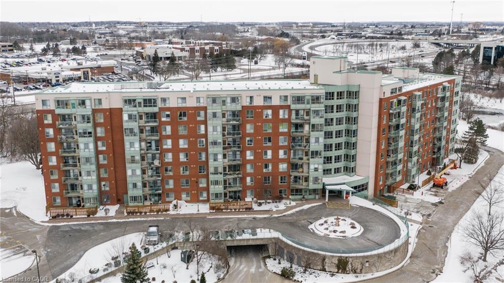 413-30 Blue Springs Drive, Waterloo, ON - Outdoor With View