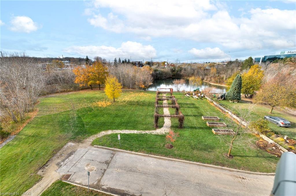 413-30 Blue Springs Drive, Waterloo, ON - Outdoor With View