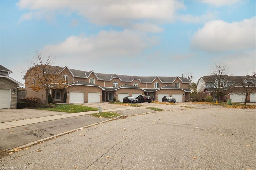 1-511 Oakvale Drive, Waterloo, ON - Outdoor With Facade