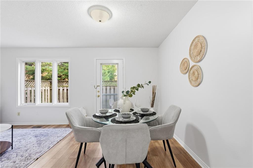 25-100 Vineberg Drive, Hamilton, ON - Indoor Photo Showing Dining Room