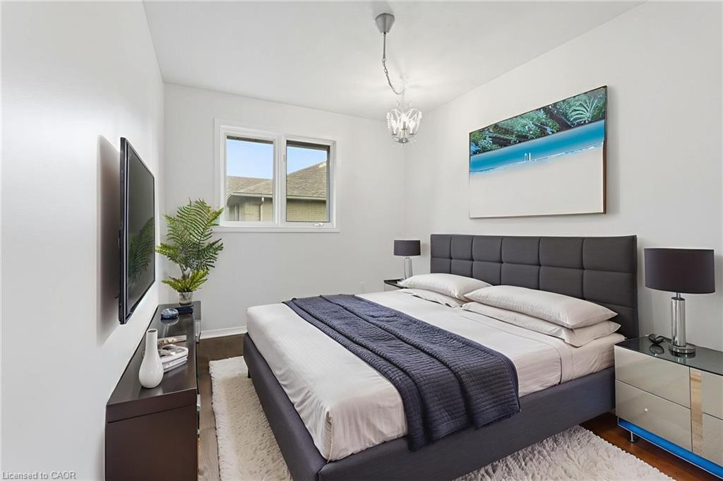 25-100 Vineberg Drive, Hamilton, ON - Indoor Photo Showing Bedroom