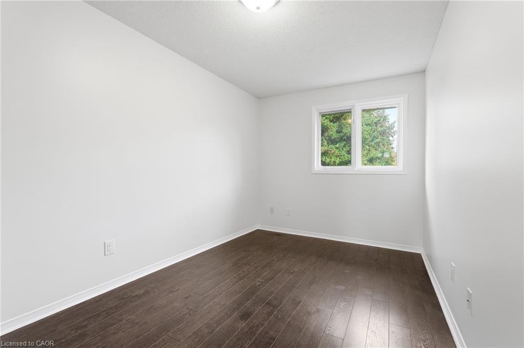 25-100 Vineberg Drive, Hamilton, ON - Indoor Photo Showing Other Room