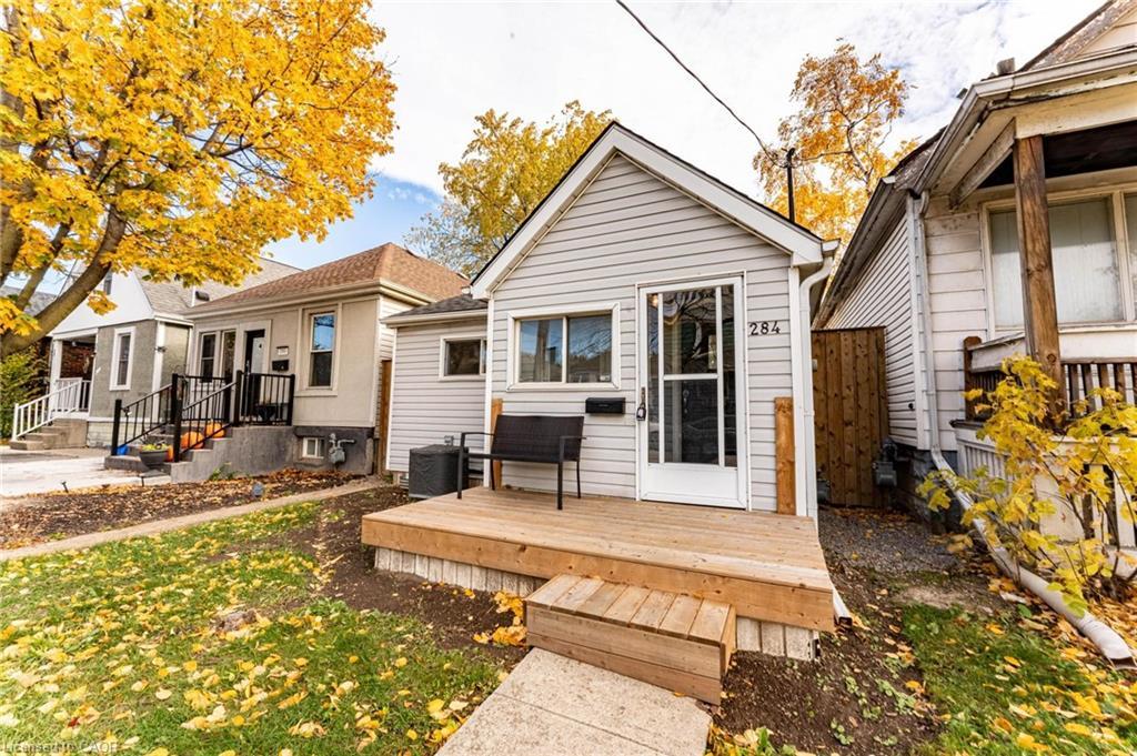 284 Paling Avenue, Hamilton, ON - Outdoor With Deck Patio Veranda
