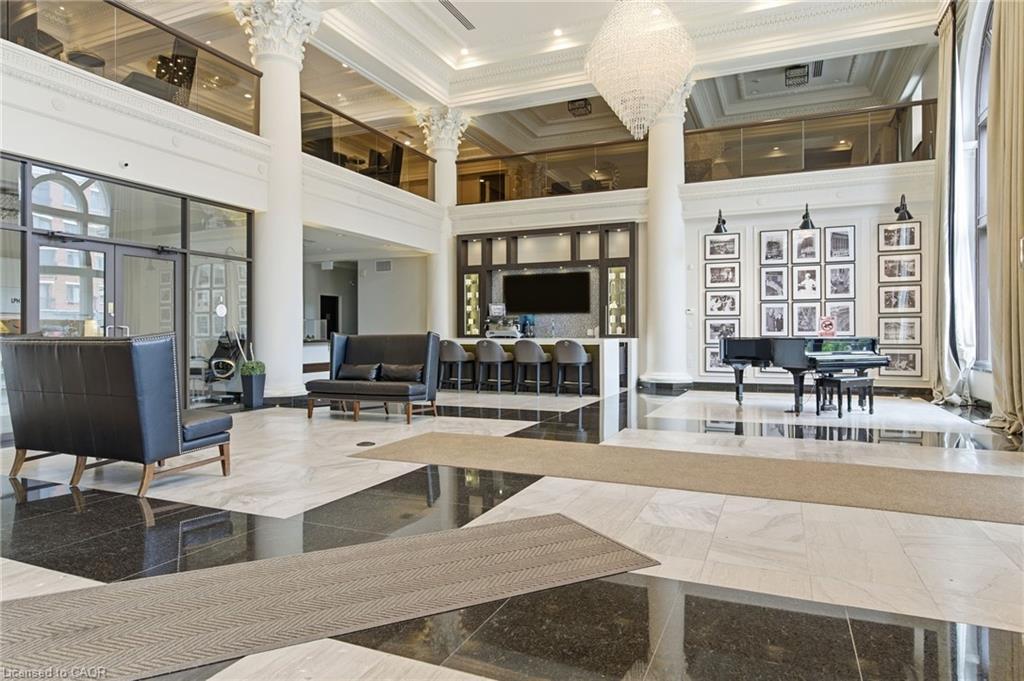 916-118 King Street E, Hamilton, ON - Indoor