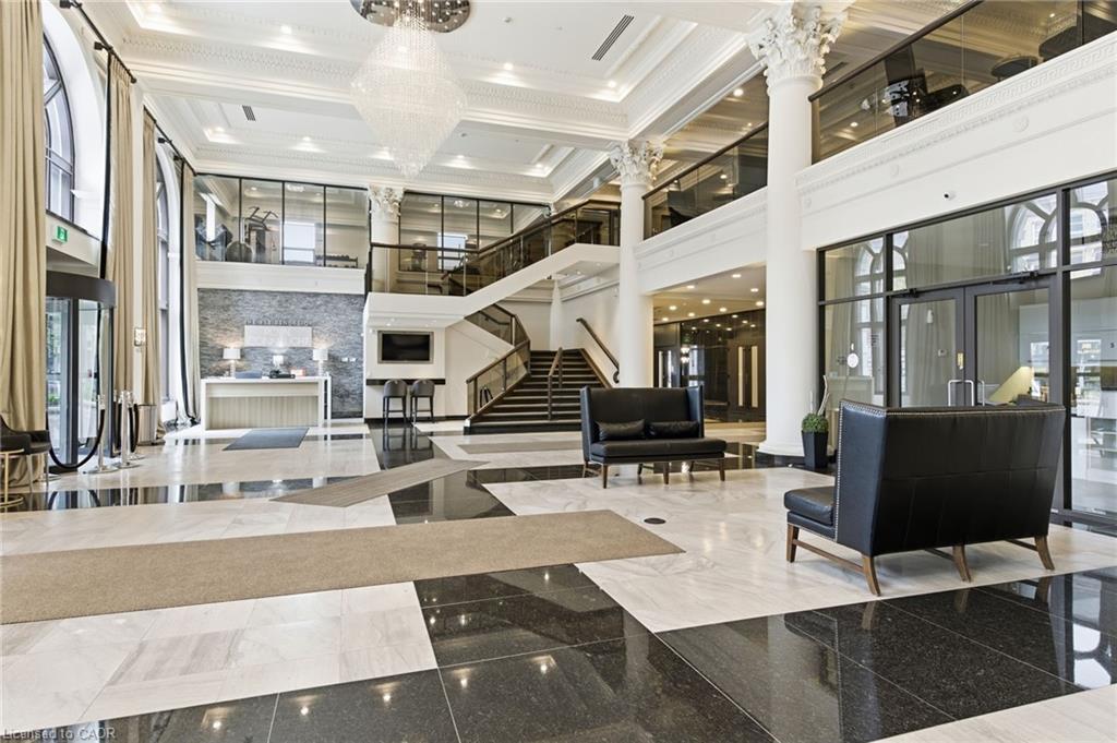 916-118 King Street E, Hamilton, ON - Indoor Photo Showing Other Room