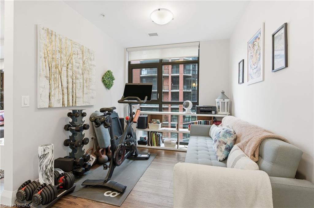 916-118 King Street E, Hamilton, ON - Indoor Photo Showing Gym Room