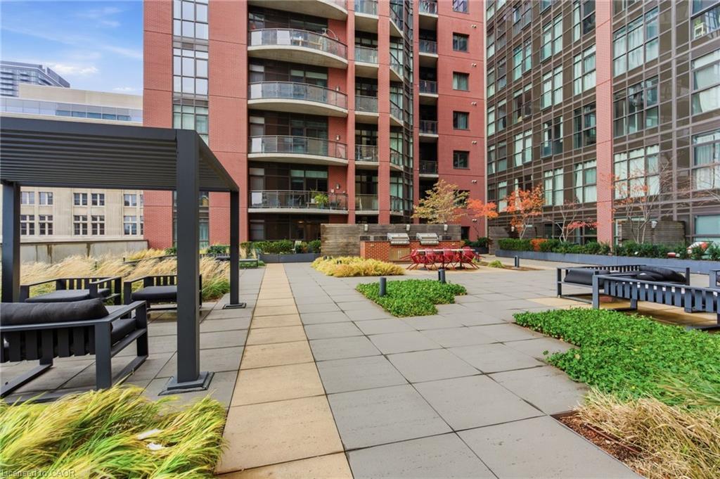 916-118 King Street E, Hamilton, ON - Outdoor With Facade