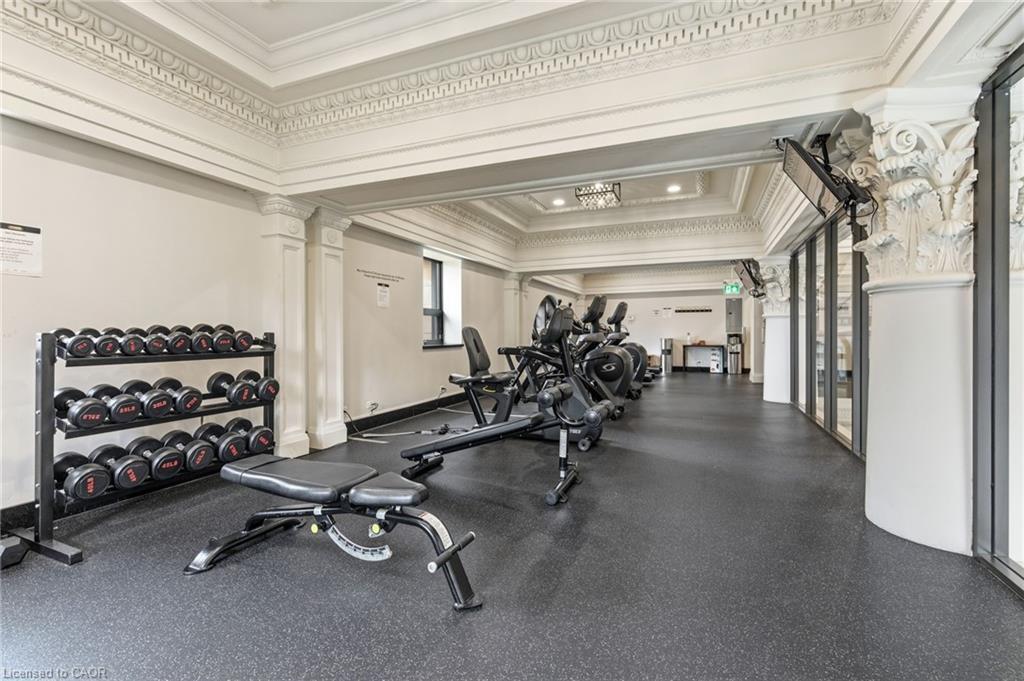 916-118 King Street E, Hamilton, ON - Indoor Photo Showing Gym Room