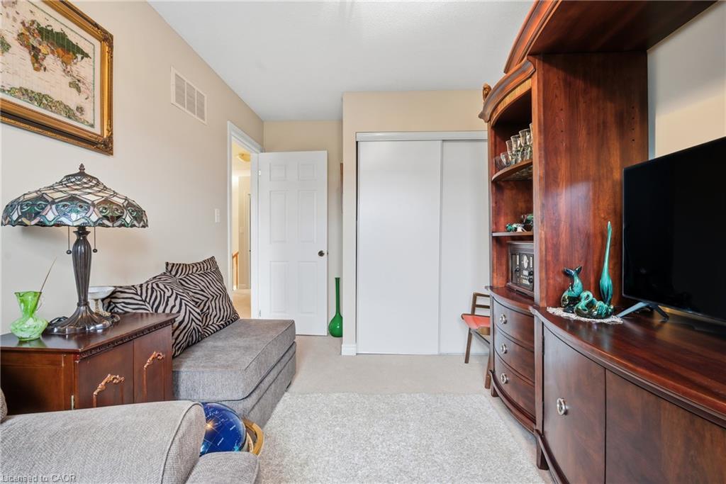 41-250 Ainslie Street S, Cambridge, ON - Indoor