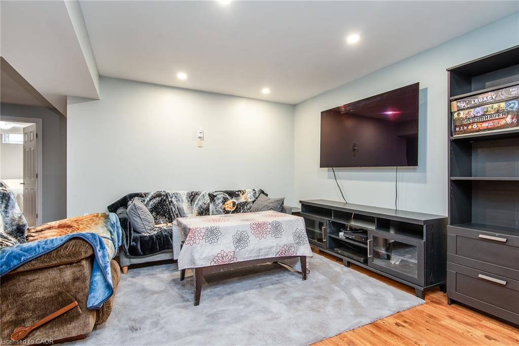 57 Hannon Crescent, Hamilton, ON - Indoor