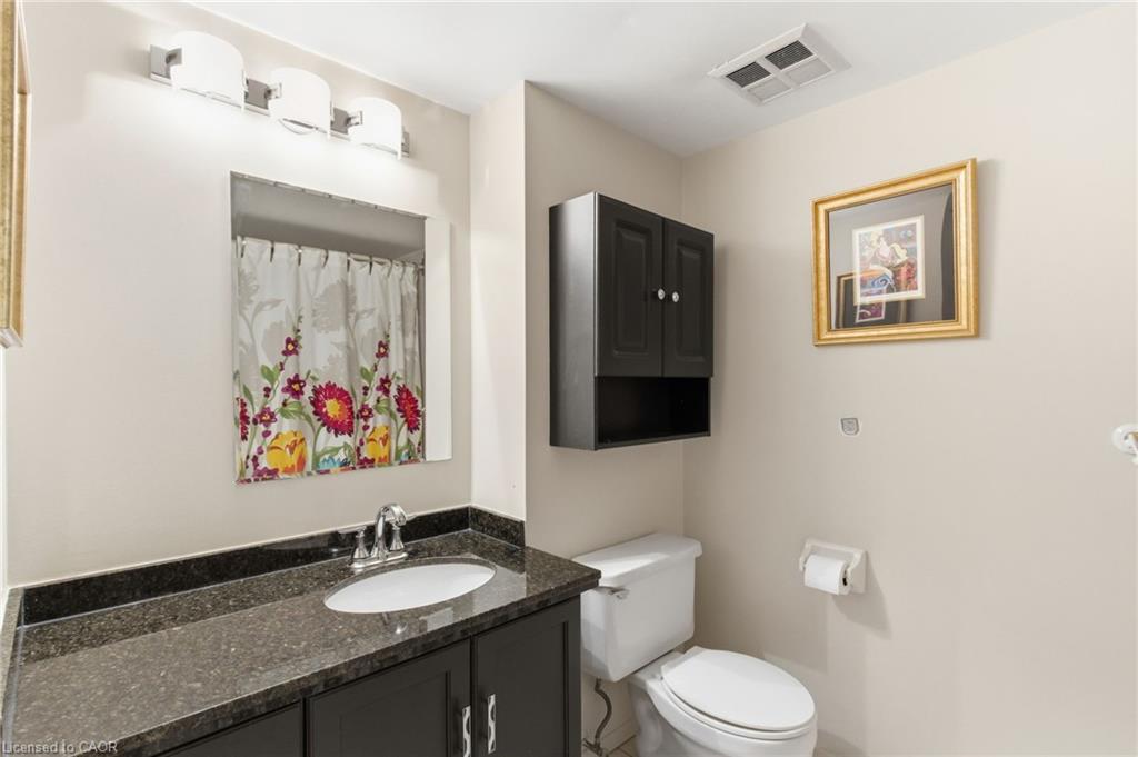 510-175 Hunter Street E, Hamilton, ON - Indoor Photo Showing Bathroom