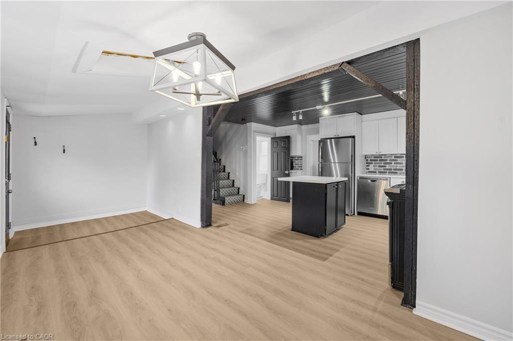 2 Griffin Street, Waterdown, ON - Indoor Photo Showing Other Room