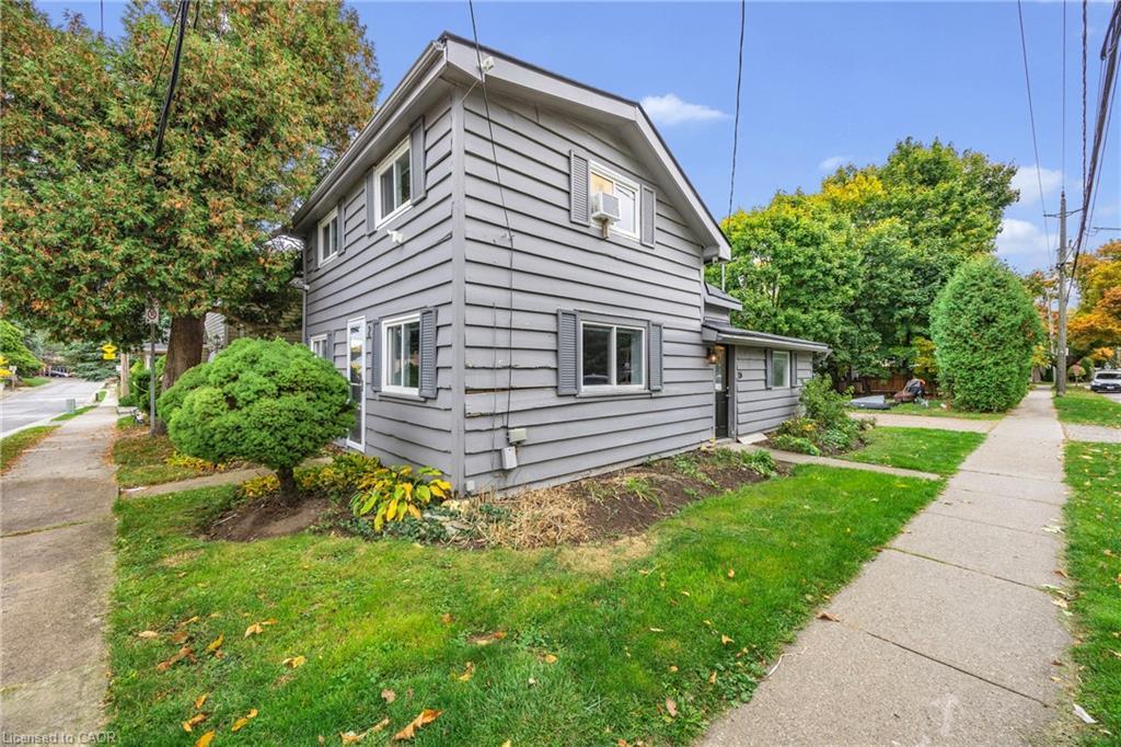 2 Griffin Street, Waterdown, ON - Outdoor