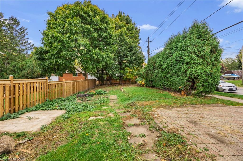 2 Griffin Street, Waterdown, ON - Outdoor