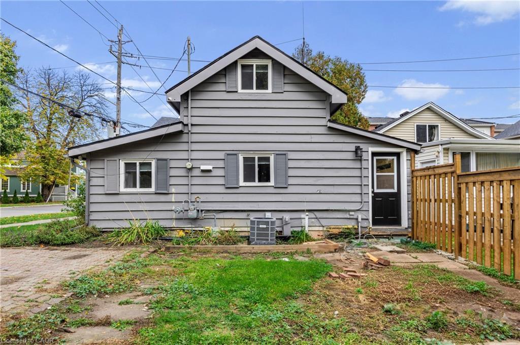 2 Griffin Street, Waterdown, ON - Outdoor