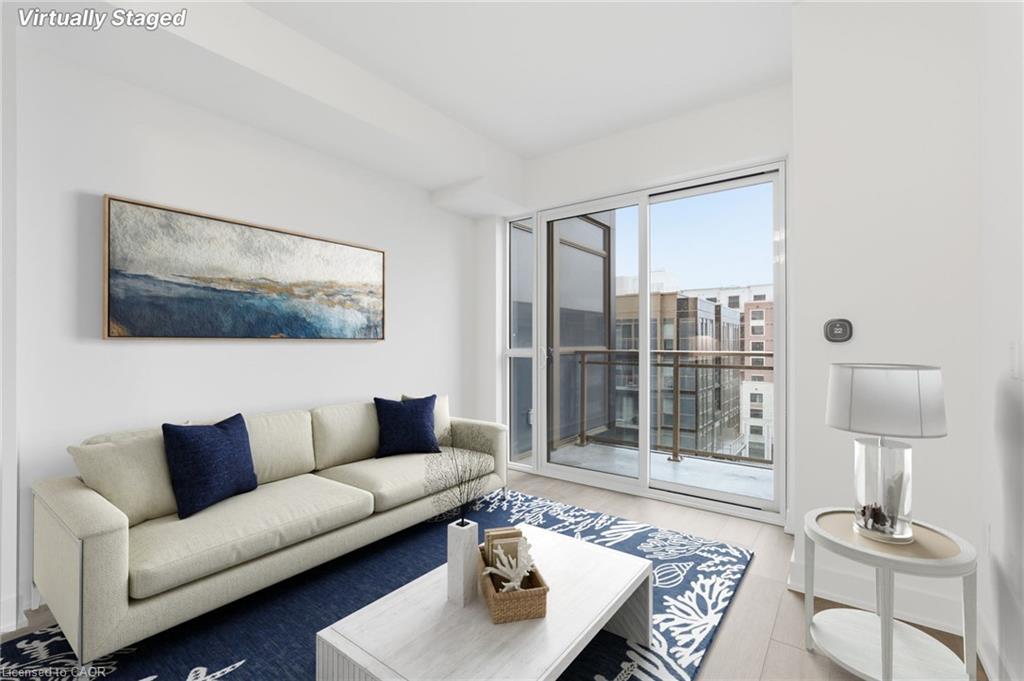 840-2343 Khalsa Gate, Oakville, ON - Indoor Photo Showing Living Room