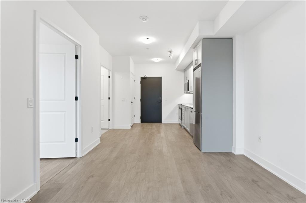 840-2343 Khalsa Gate, Oakville, ON - Indoor