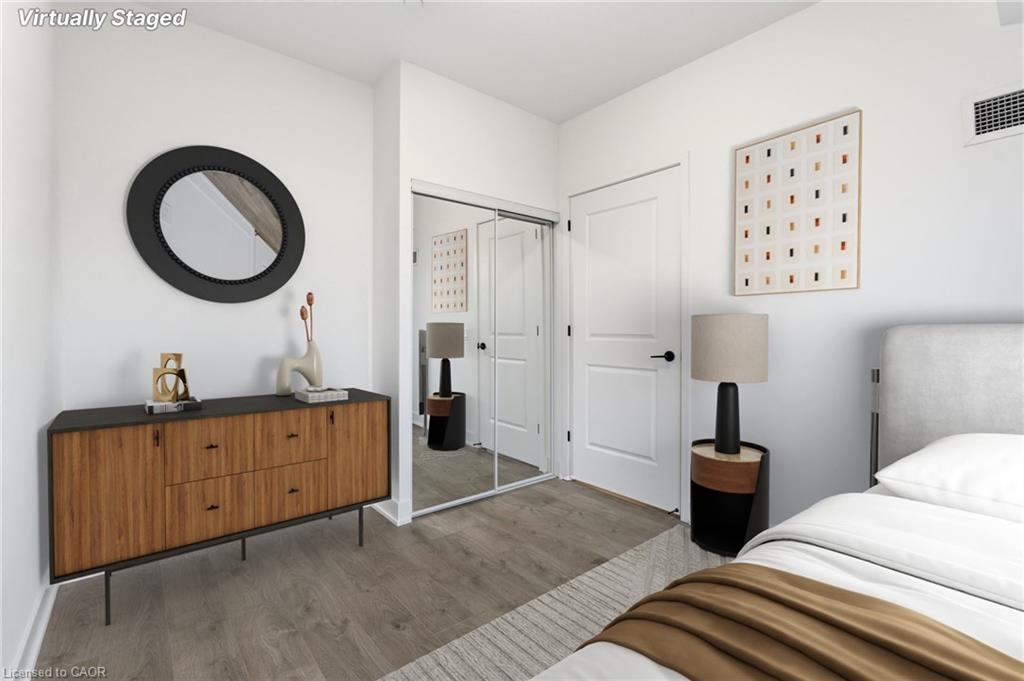 840-2343 Khalsa Gate, Oakville, ON - Indoor Photo Showing Bedroom