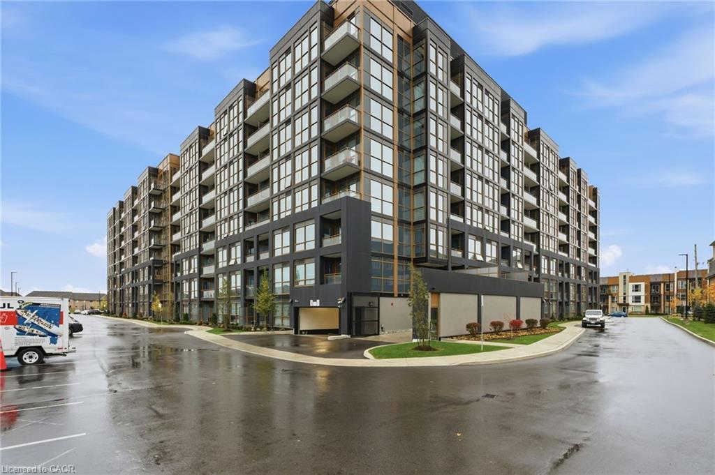 840-2343 Khalsa Gate, Oakville, ON - Outdoor With Balcony With Facade