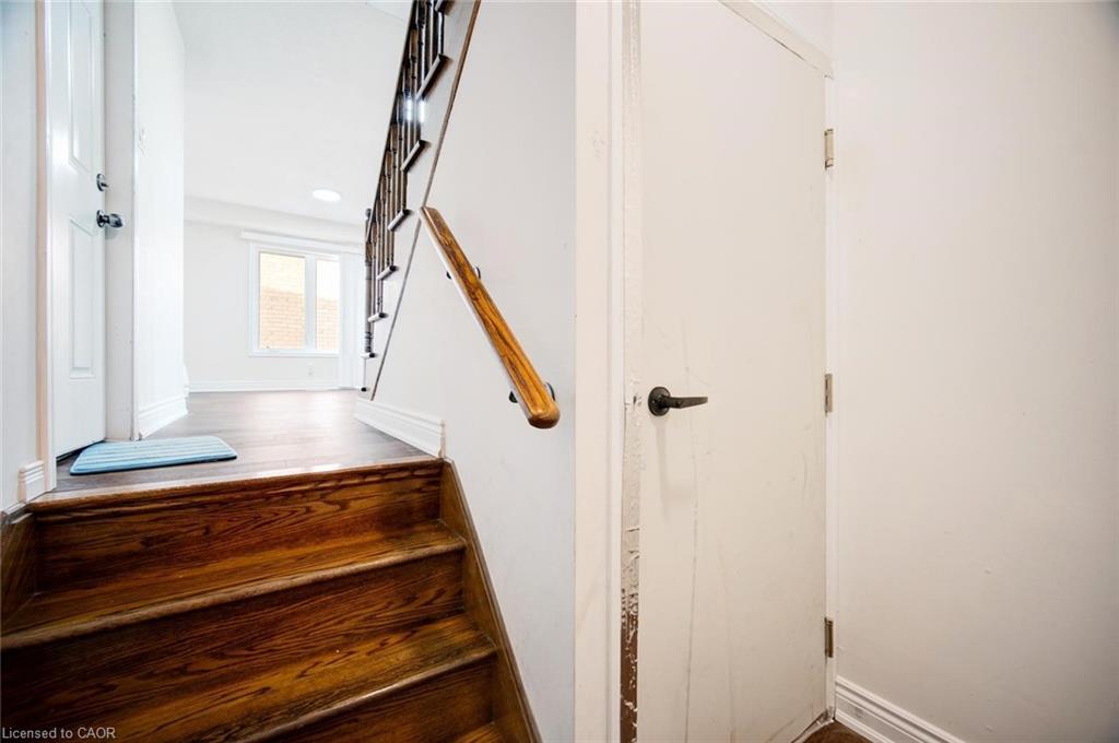 55 Longboat Run W, Brantford, ON - Indoor Photo Showing Other Room