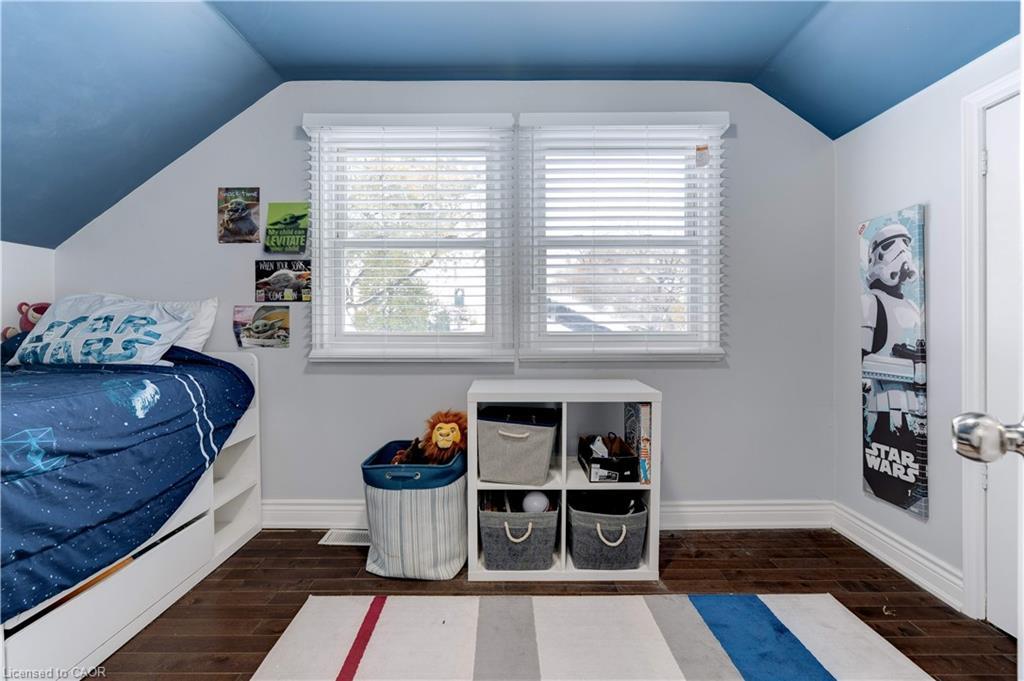 284 Walter Avenue N, Hamilton, ON - Indoor