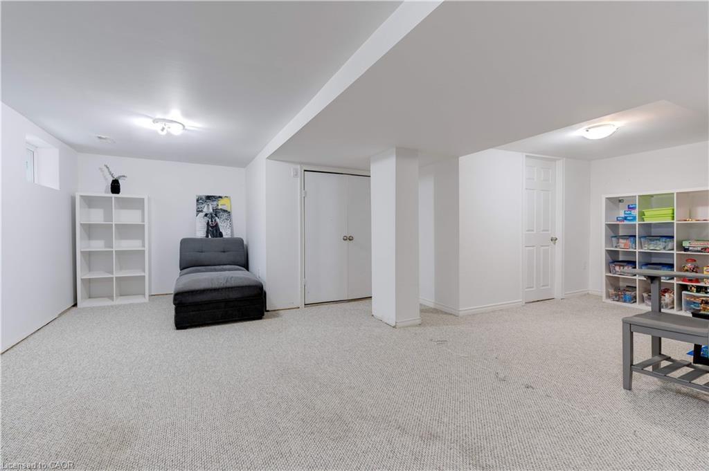 284 Walter Avenue N, Hamilton, ON - Indoor