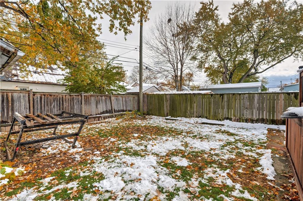 284 Walter Avenue N, Hamilton, ON - Outdoor