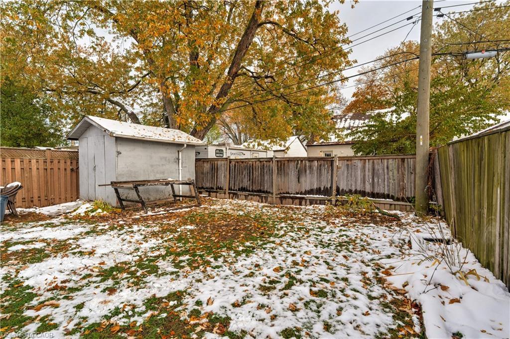 284 Walter Avenue N, Hamilton, ON - Outdoor