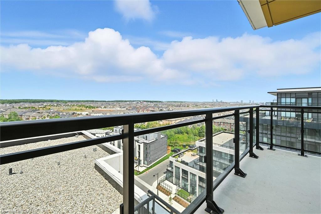 Ph06-405 Dundas Street W, Oakville, ON - Outdoor With Balcony With View