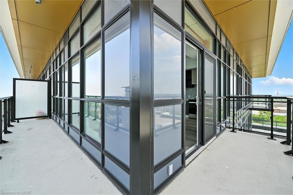 Ph06-405 Dundas Street W, Oakville, ON - Outdoor With Balcony With Exterior