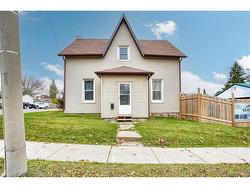 745 Main Street W Listowel, ON N4W 1B2