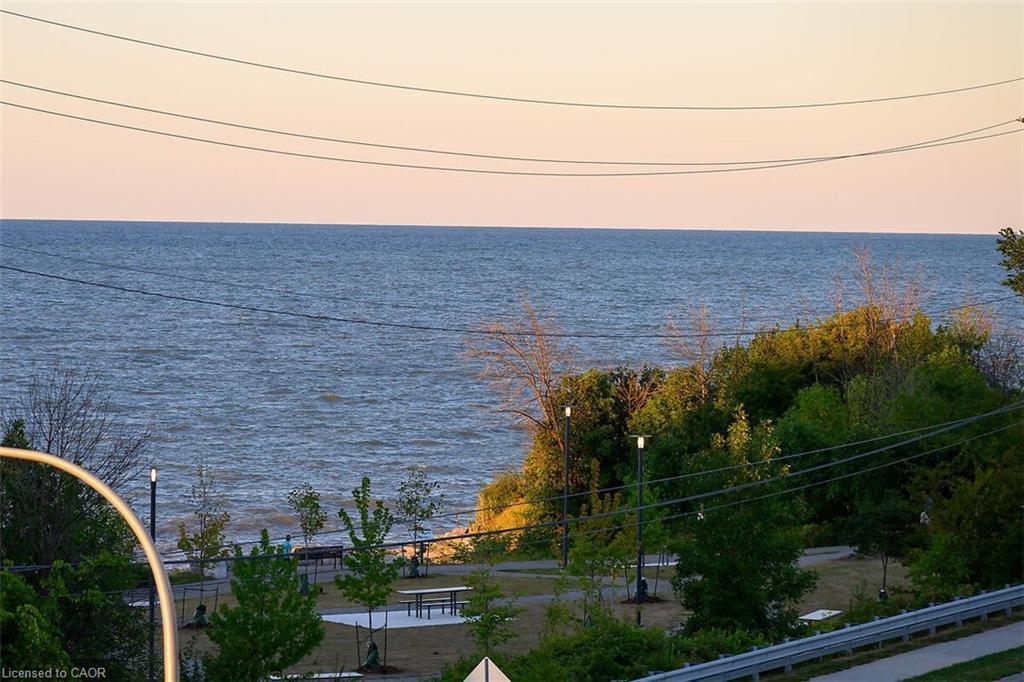 408-10 Concord Place, Grimsby, ON - Outdoor With Body Of Water With View
