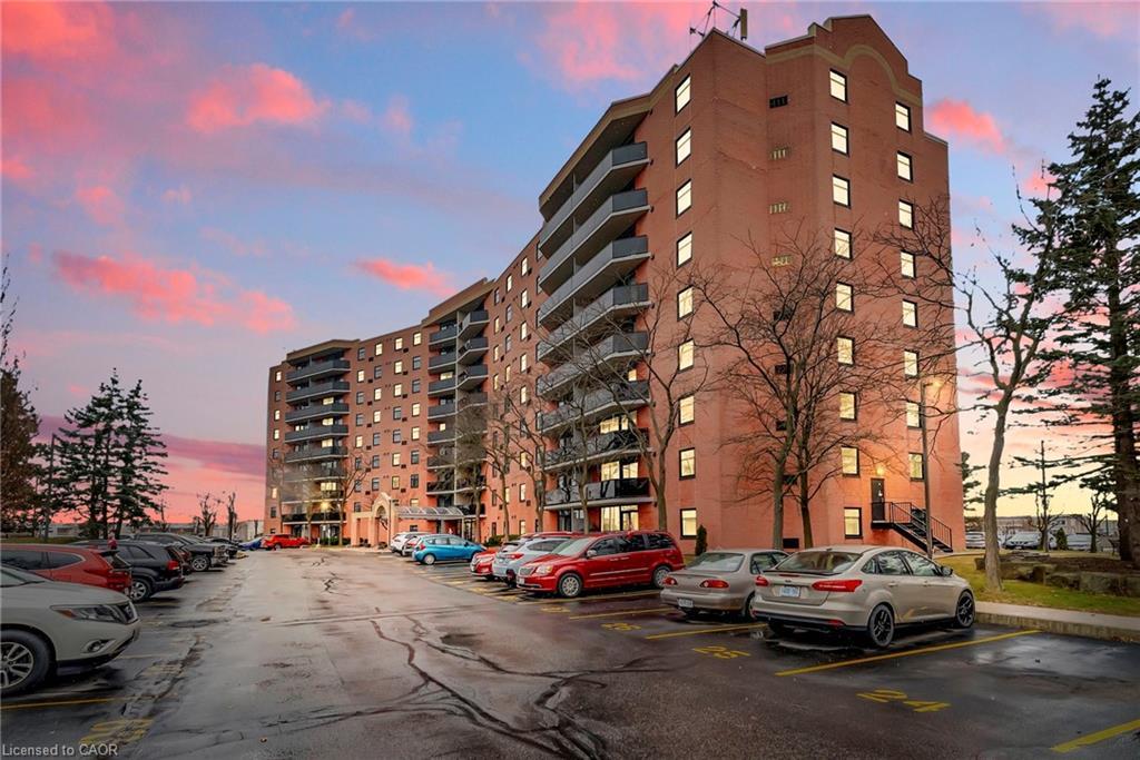 902-9 Bonheur Court, Brantford, ON - Outdoor With Balcony With Facade