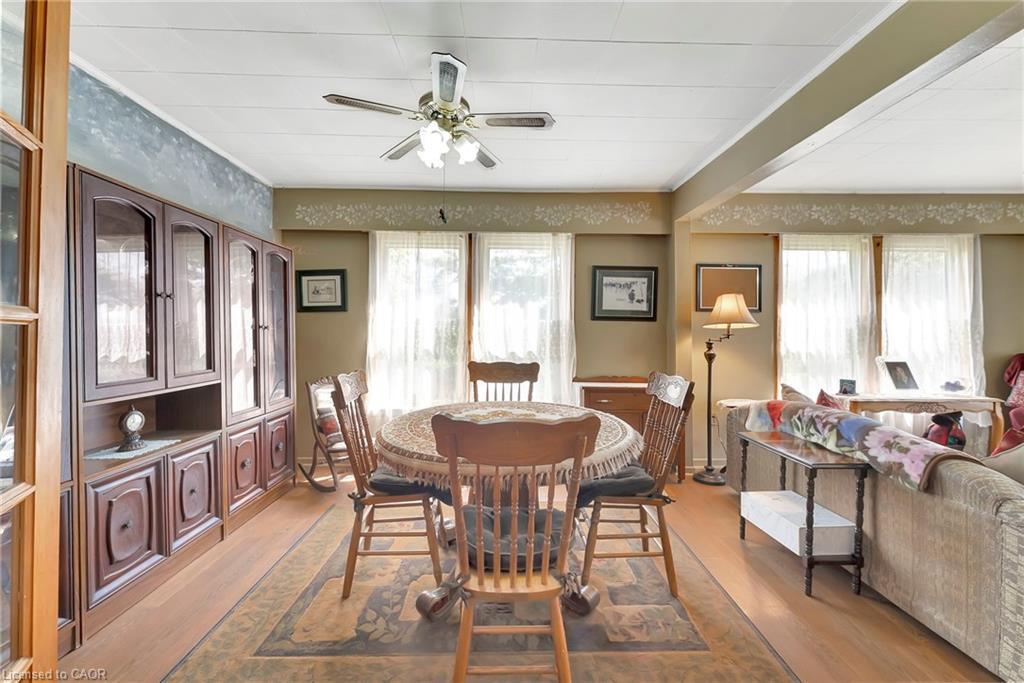 689 Sheffield Road, Troy, ON - Indoor Photo Showing Dining Room