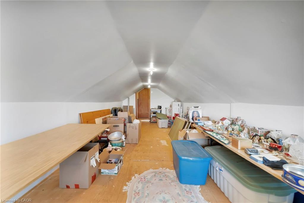 689 Sheffield Road, Troy, ON - Indoor