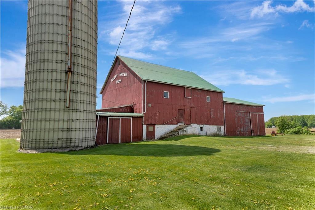 689 Sheffield Road, Troy, ON - Outdoor