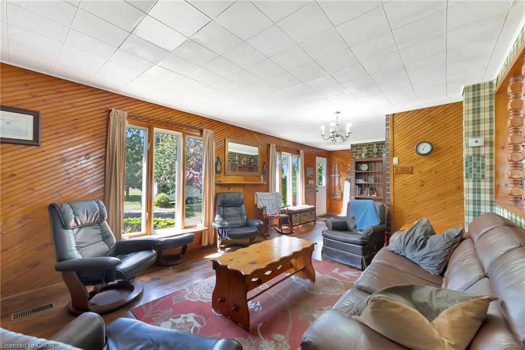 689 Sheffield Road, Troy, ON