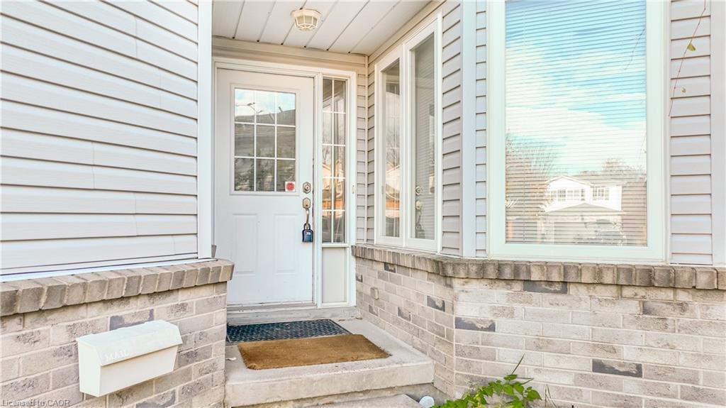 317 Bankside Drive, Kitchener, ON - Outdoor