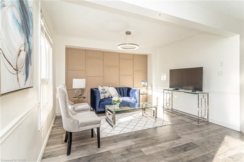 317 Bankside Drive, Kitchener, ON - Indoor