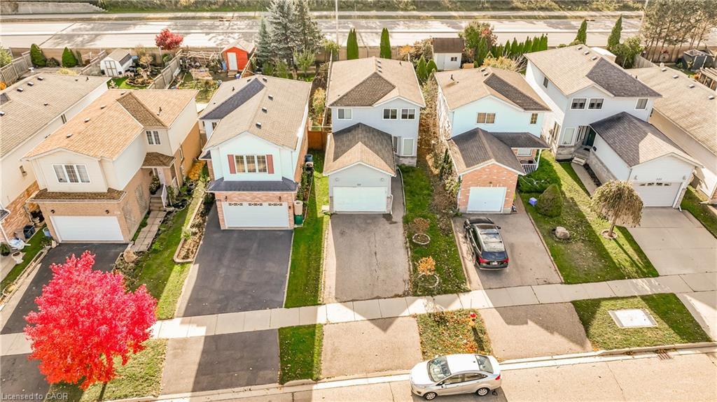 317 Bankside Drive, Kitchener, ON - Outdoor