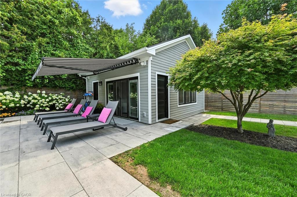 735 George Street, Burlington, ON - Outdoor