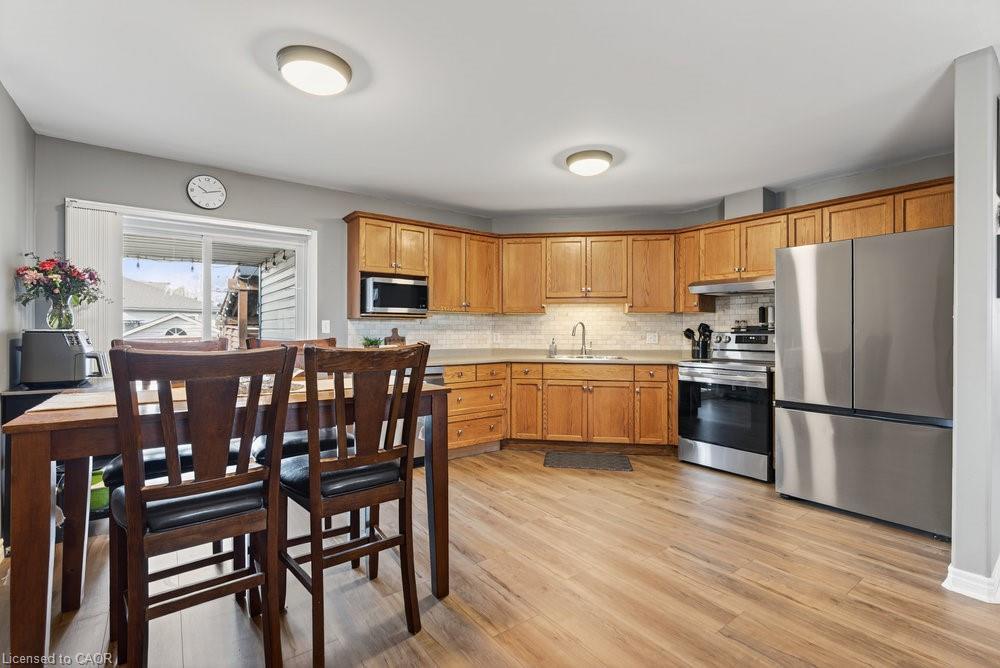 60 Saturn Road, Port Colborne, ON - Indoor Photo Showing Kitchen With Stainless Steel Kitchen