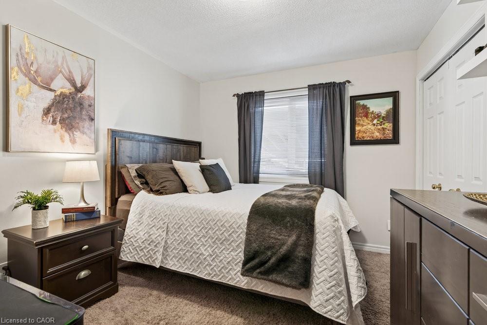 60 Saturn Road, Port Colborne, ON - Indoor Photo Showing Bedroom