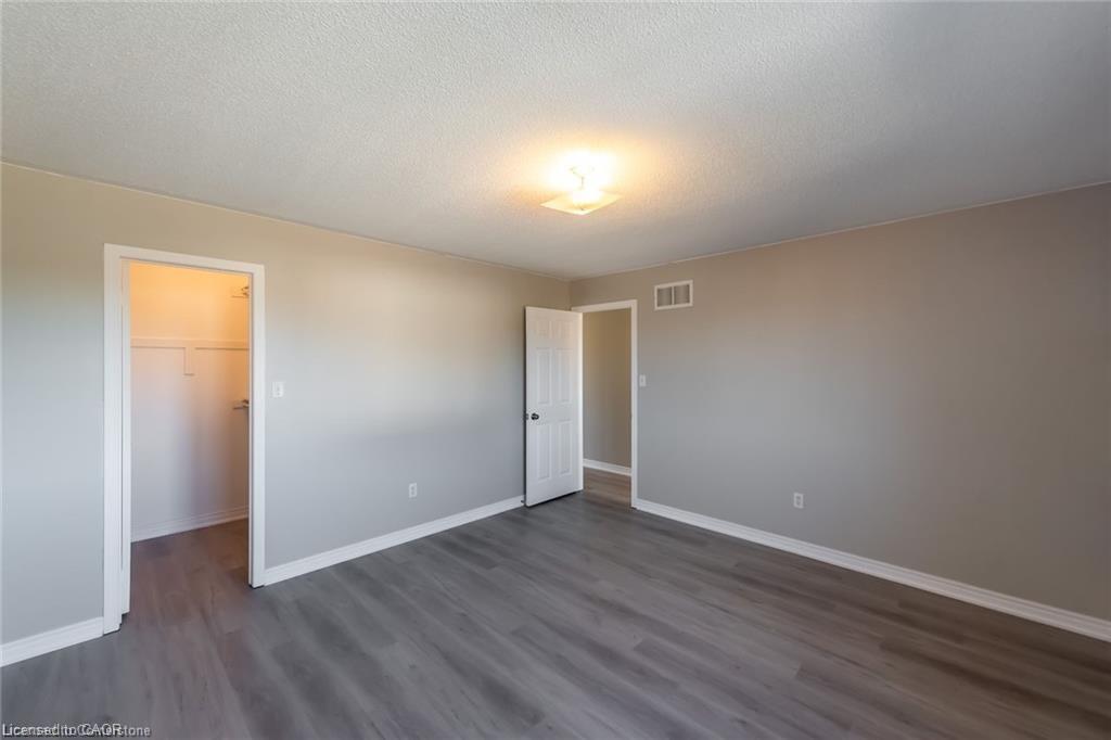 626 Taylor Crescent, Burlington, ON - Indoor Photo Showing Other Room