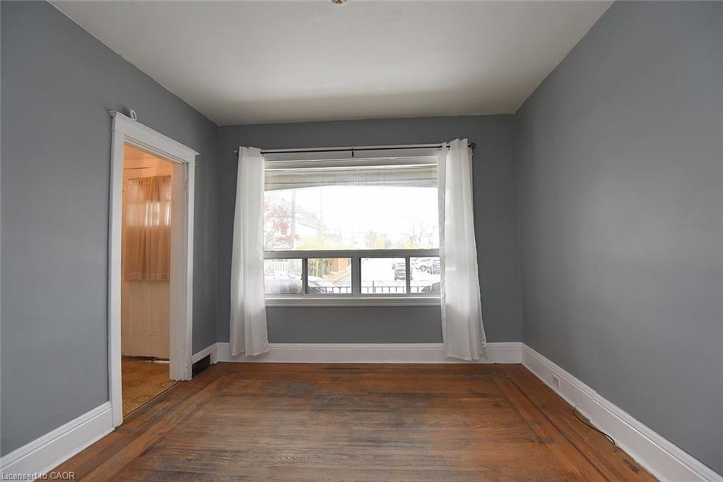 69 Gage Avenue N, Hamilton, ON - Indoor Photo Showing Other Room